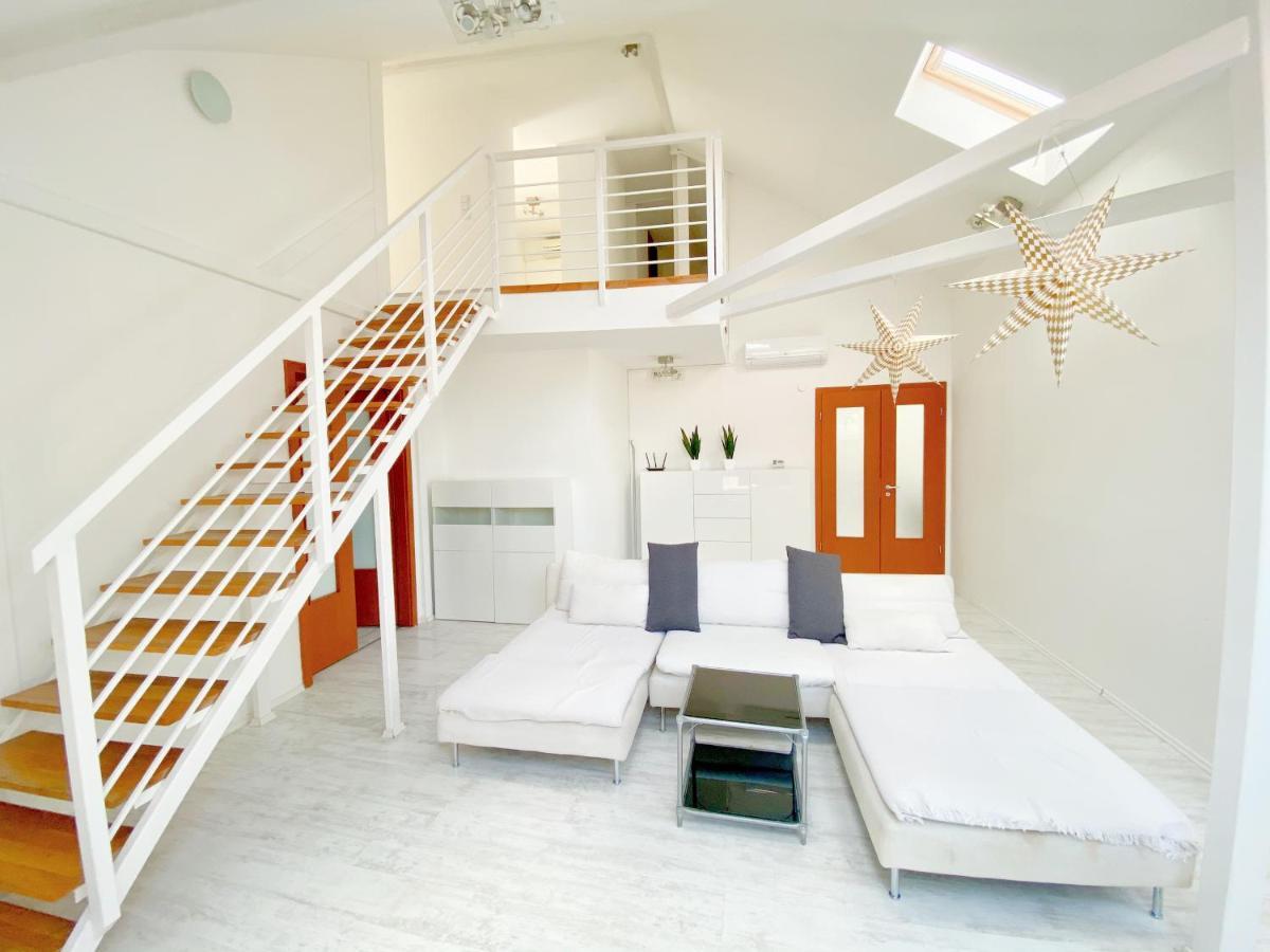Apartament Loft With Rooftop And Free Parking In Garage